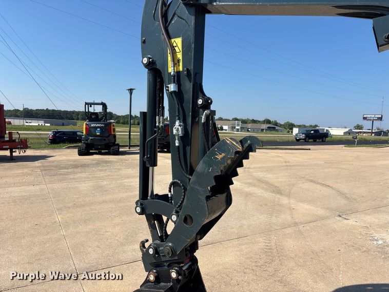 image for item ER3277 Hyundai HX35Az mini excavator