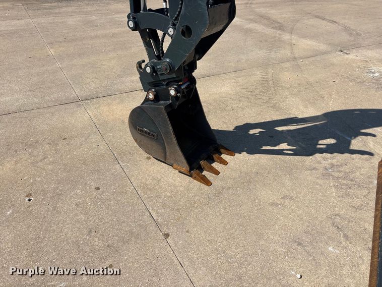 image for item ER3277 Hyundai HX35Az mini excavator