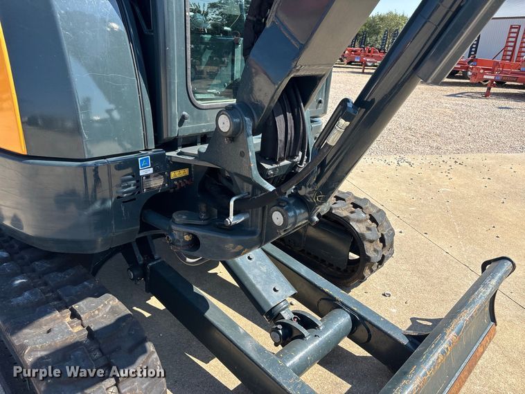 image for item ER3277 Hyundai HX35Az mini excavator