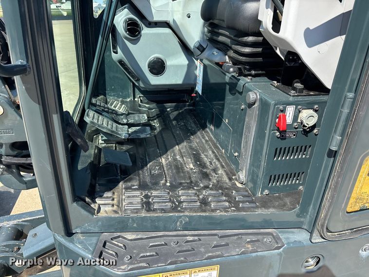 image for item ER3277 Hyundai HX35Az mini excavator