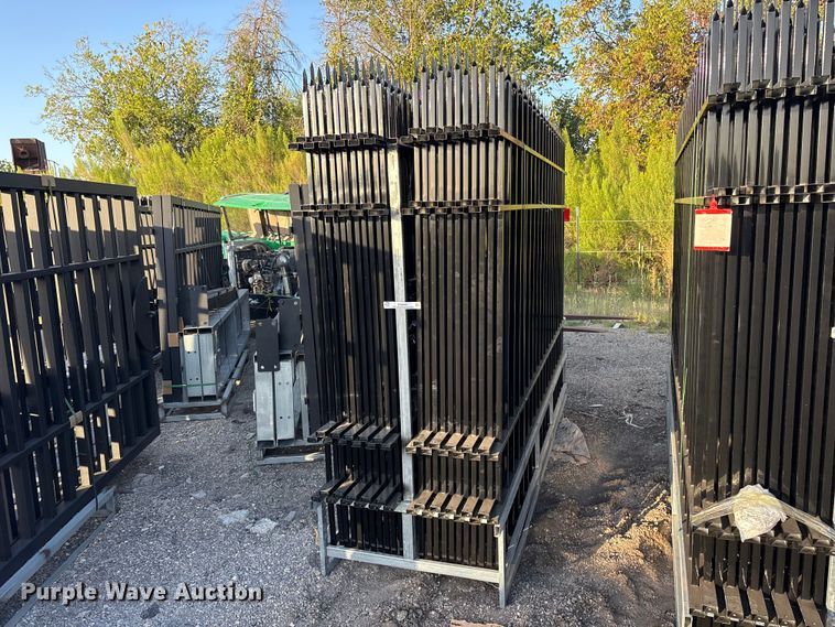 image for item ES8049 (22) 2024 EINGP F10 fence panels