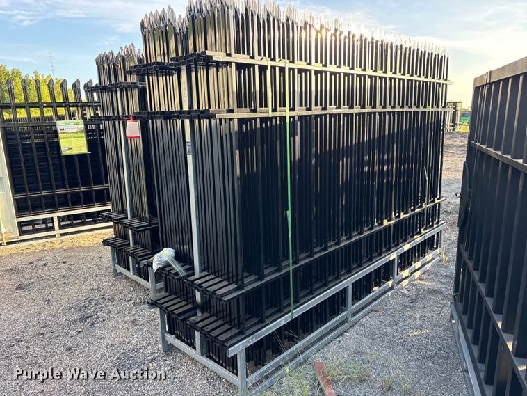 image for item ES8049 (22) 2024 EINGP F10 fence panels