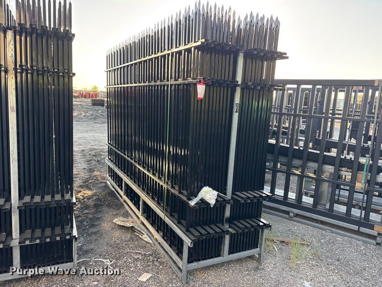 image for item ES8049 (22) 2024 EINGP F10 fence panels