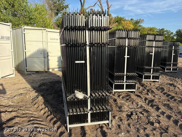 image for item ES8053 (22) 2024 EINGP F10 fence panels