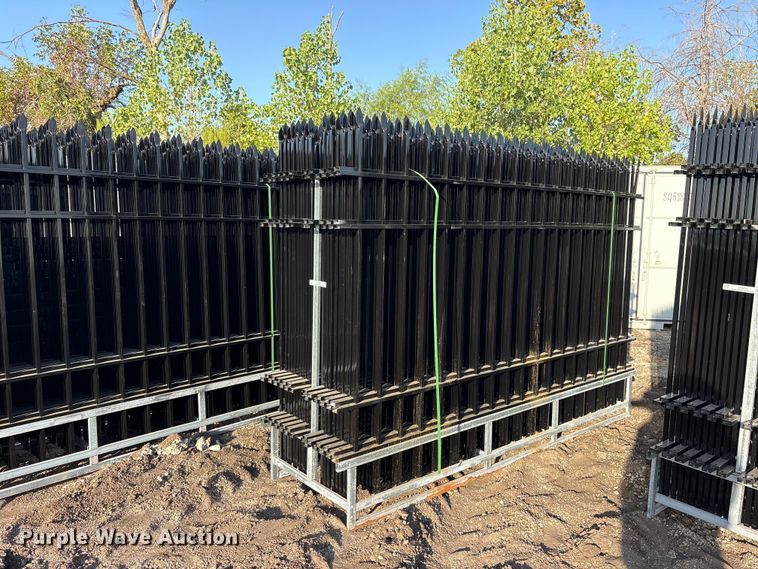 image for item ES8054 (22) 2024 EINGP F10 fence panels
