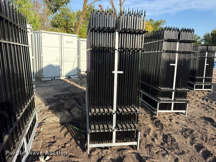 image for item ES8054 (22) 2024 EINGP F10 fence panels