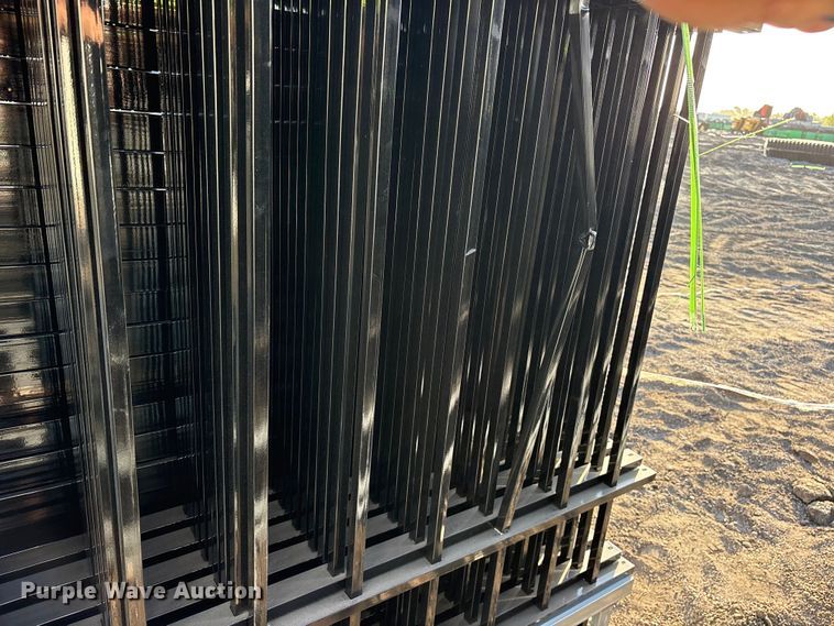 image for item ES8054 (22) 2024 EINGP F10 fence panels