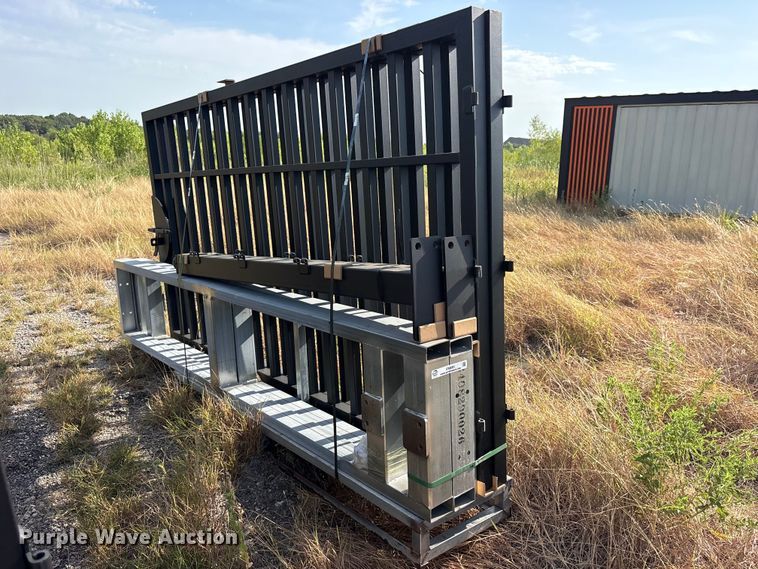 image for item ES8081 2024 EINGP F20 gate