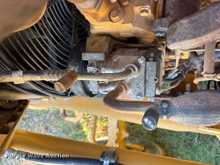 image for item ES8095 2011 John Deere 310J backhoe