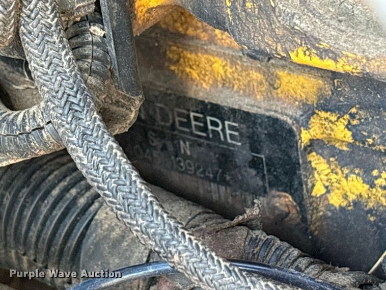 image for item ES8095 2011 John Deere 310J backhoe
