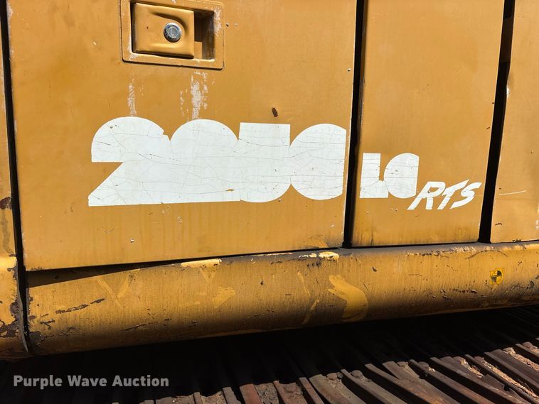 image for item ES8109 2005 John Deere 225C LC RTS excavator