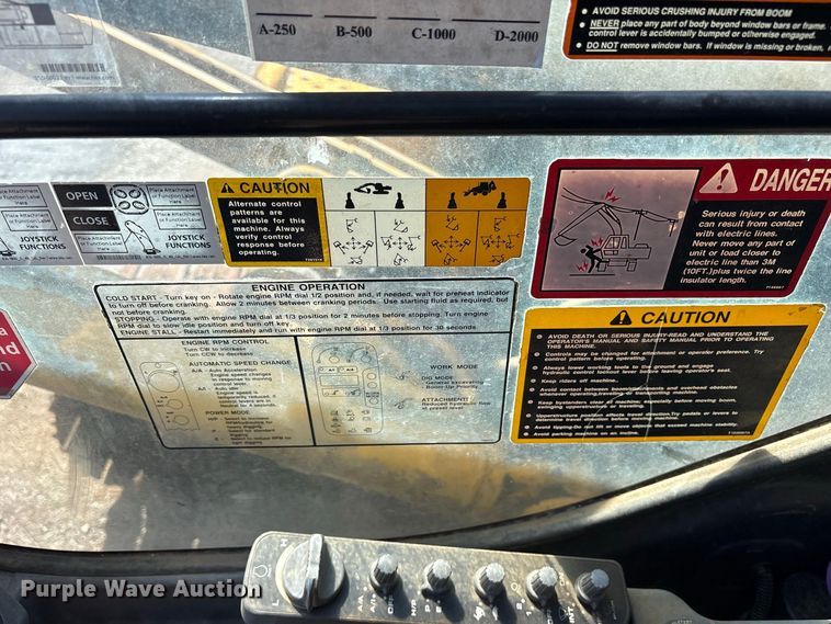 image for item ES8109 2005 John Deere 225C LC RTS excavator