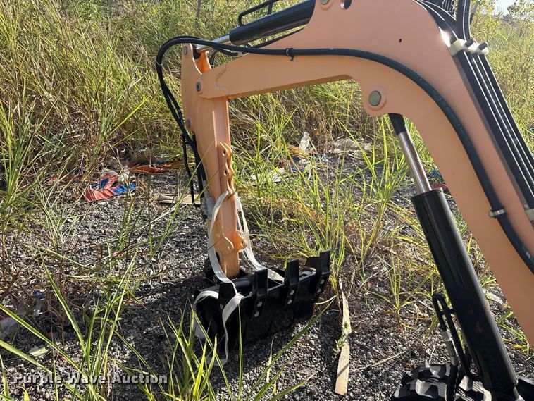 image for item ET0422 2024 Erie EM15 mini excavator