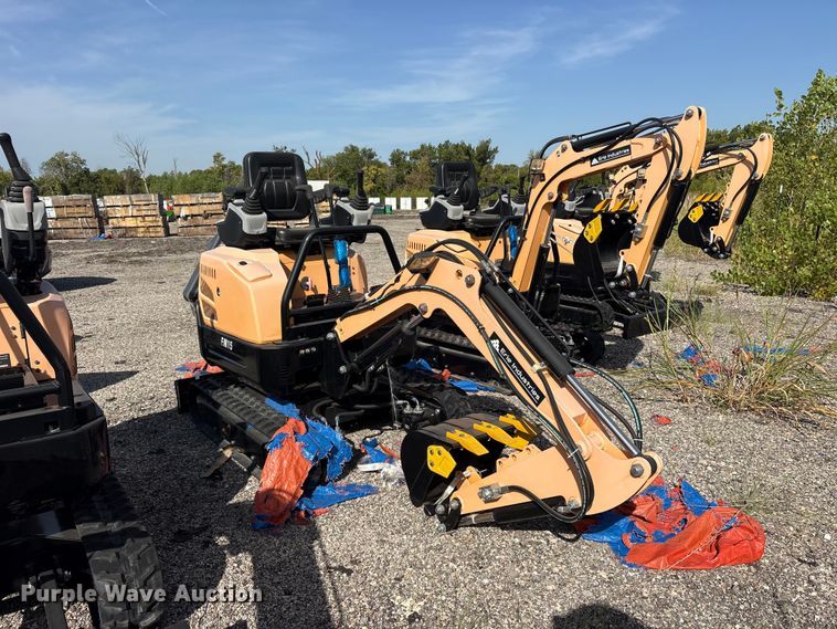 image for item ET0426 2024 Erie EM15 mini excavator
