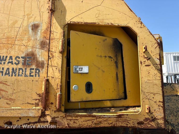 image for item ET0483 2018 Komatsu D85PX dozer