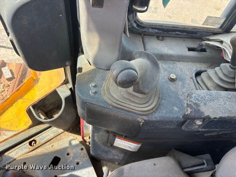 image for item ET0483 2018 Komatsu D85PX dozer