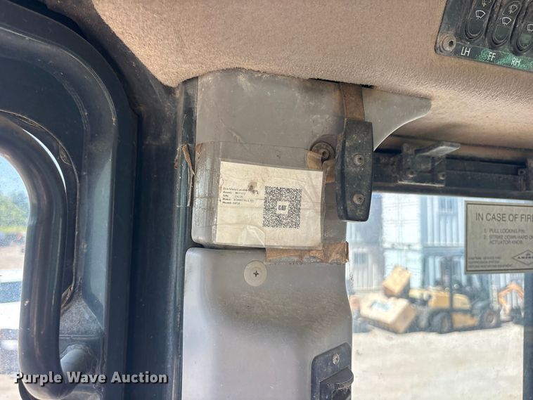 image for item ET0483 2018 Komatsu D85PX dozer