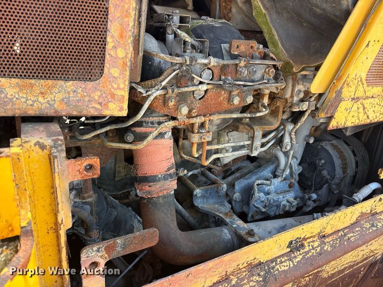 image for item ET0483 2018 Komatsu D85PX dozer