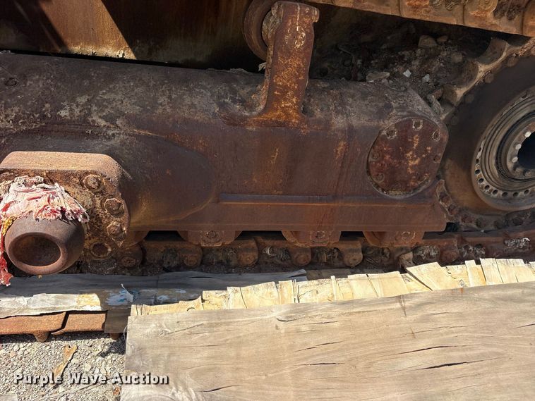image for item ET0483 2018 Komatsu D85PX dozer