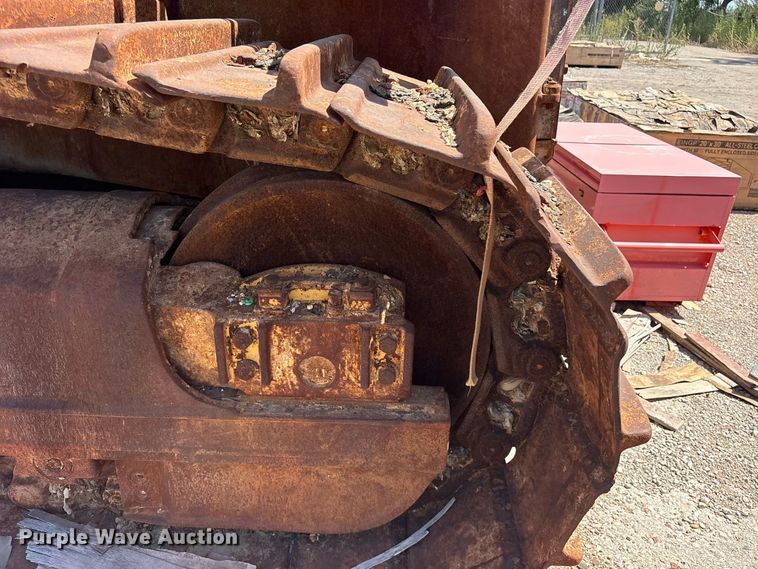 image for item ET0483 2018 Komatsu D85PX dozer