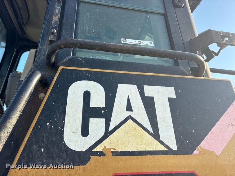 image for item ET0484 2007 Caterpillar 963D track loader