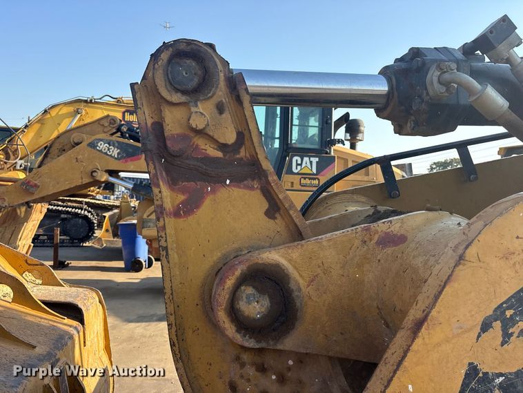 image for item ET0484 2007 Caterpillar 963D track loader