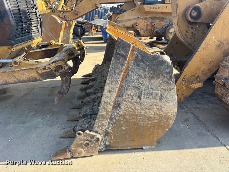 image for item ET0484 2007 Caterpillar 963D track loader