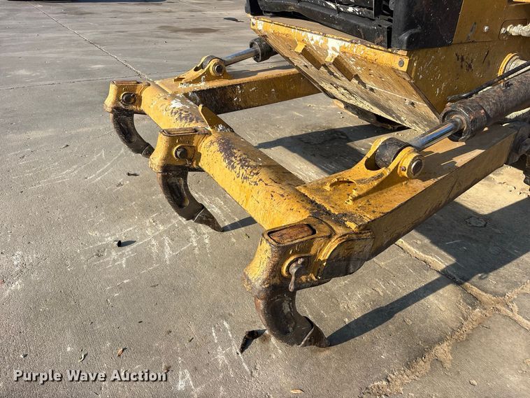 image for item ET0484 2007 Caterpillar 963D track loader