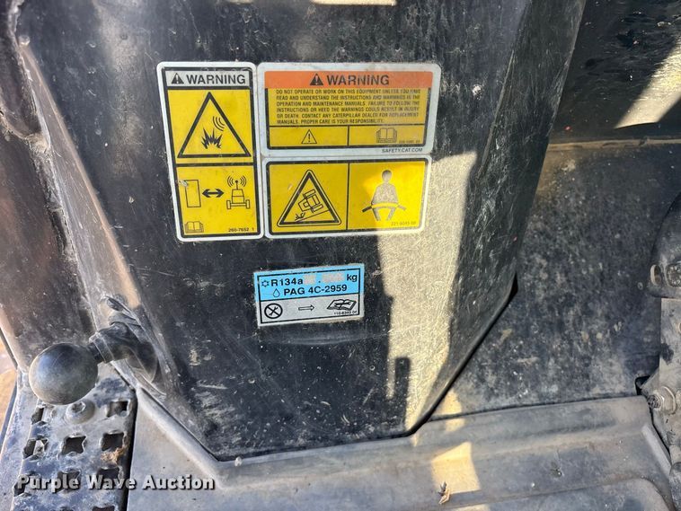 image for item ET0484 2007 Caterpillar 963D track loader