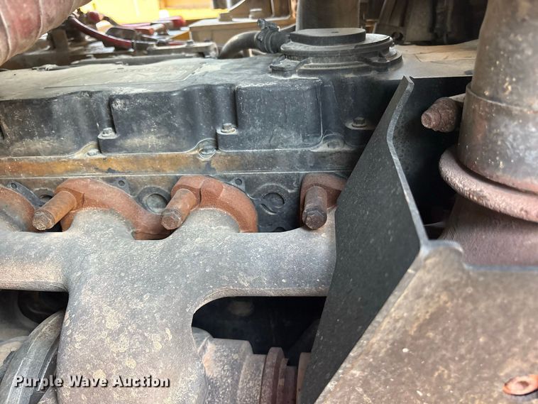 image for item ET0484 2007 Caterpillar 963D track loader