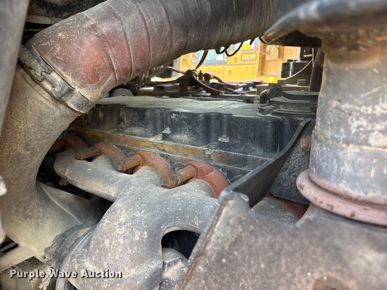 image for item ET0484 2007 Caterpillar 963D track loader