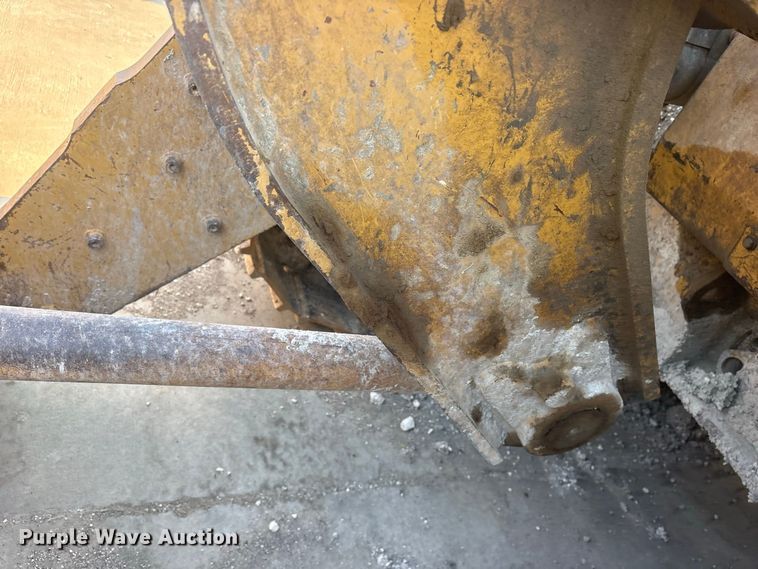 image for item ET0485 2007 Caterpillar 963D track loader