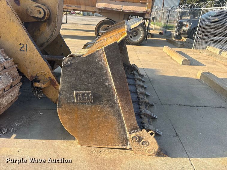 image for item ET0485 2007 Caterpillar 963D track loader