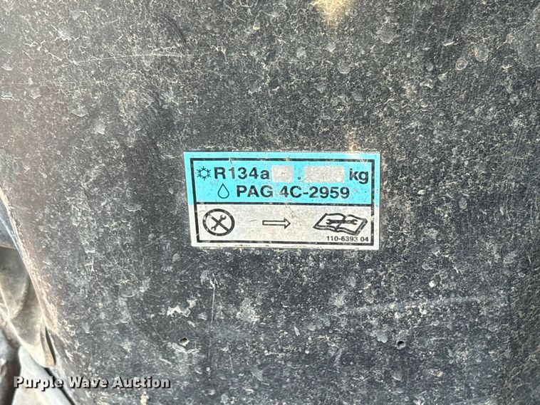 image for item ET0485 2007 Caterpillar 963D track loader