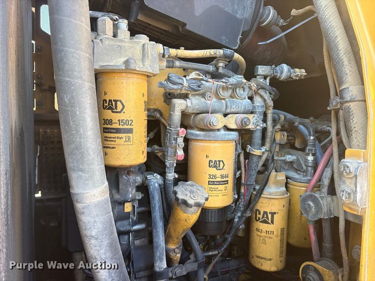 image for item ET0485 2007 Caterpillar 963D track loader