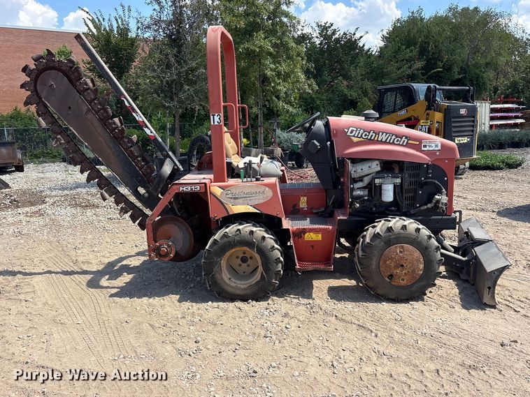 image for item ET0496 2015 Ditch Witch RT45 Trencher