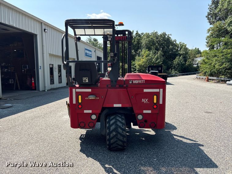 image for item ET8668 2016 Moffett M8 55.4 forklift
