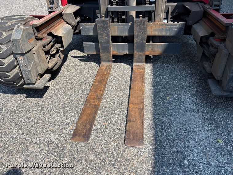 image for item ET8668 2016 Moffett M8 55.4 forklift