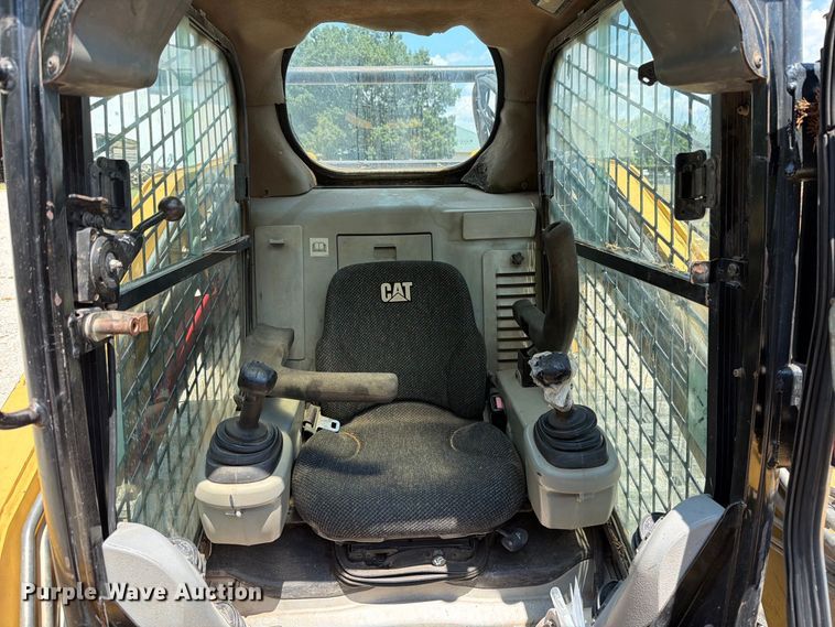 image for item EU5894 2009 Caterpillar 299C tracked skid steer loader