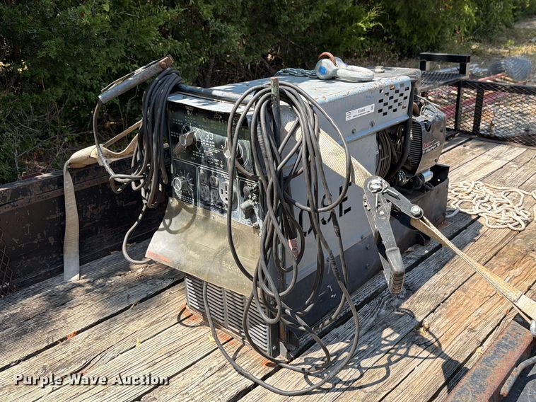 image for item EU5895 Miller Bobcat 225 welder/generator
