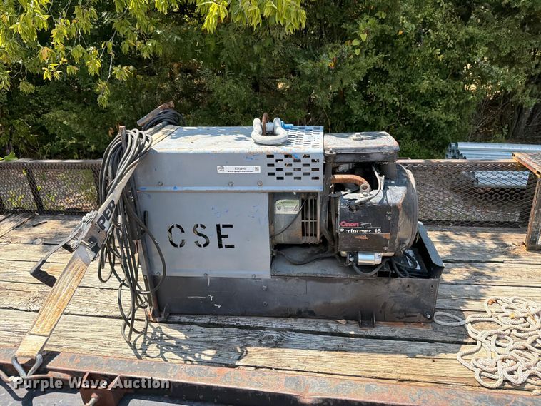 image for item EU5895 Miller Bobcat 225 welder/generator