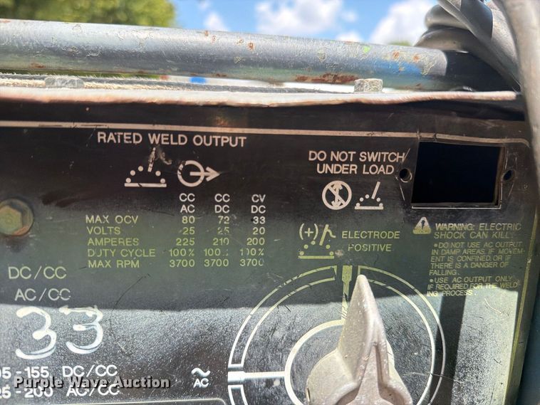 image for item EU5895 Miller Bobcat 225 welder/generator