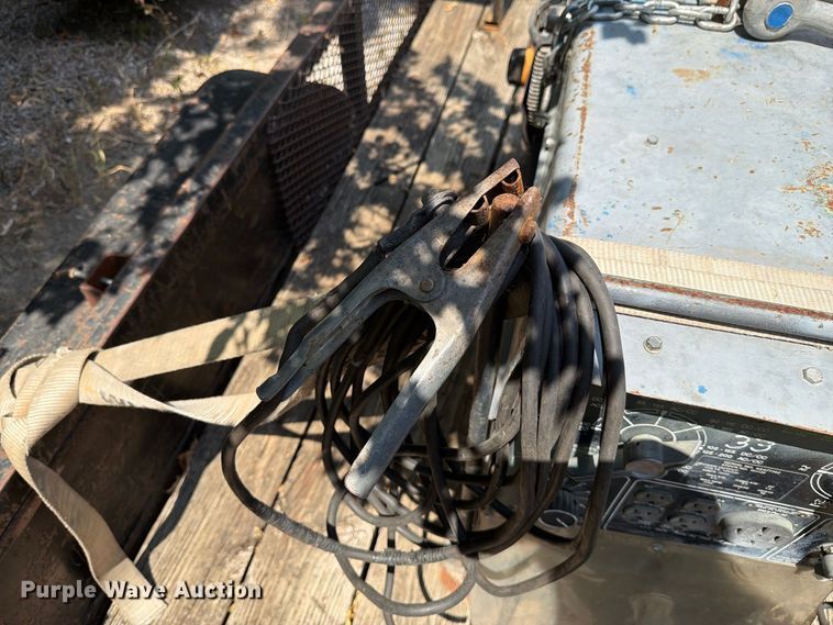 image for item EU5895 Miller Bobcat 225 welder/generator