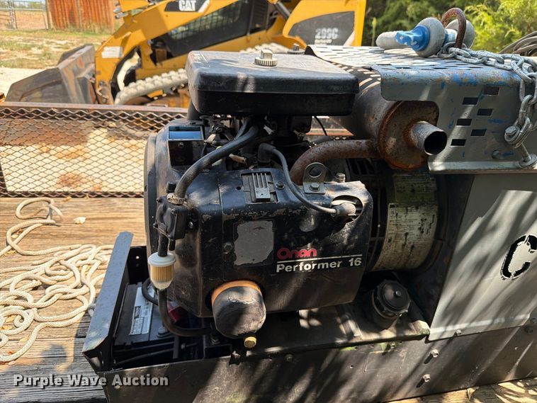 image for item EU5895 Miller Bobcat 225 welder/generator