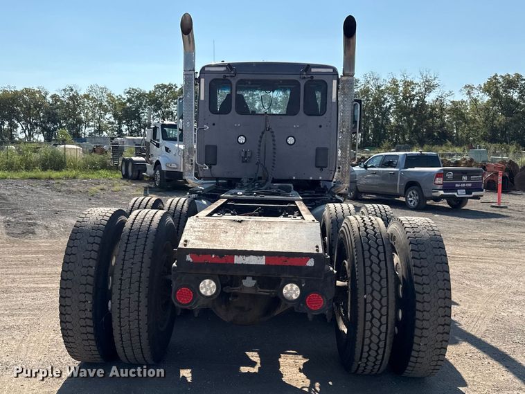 image for item EV6116 2018 Peterbilt 567 truck cab and chassis