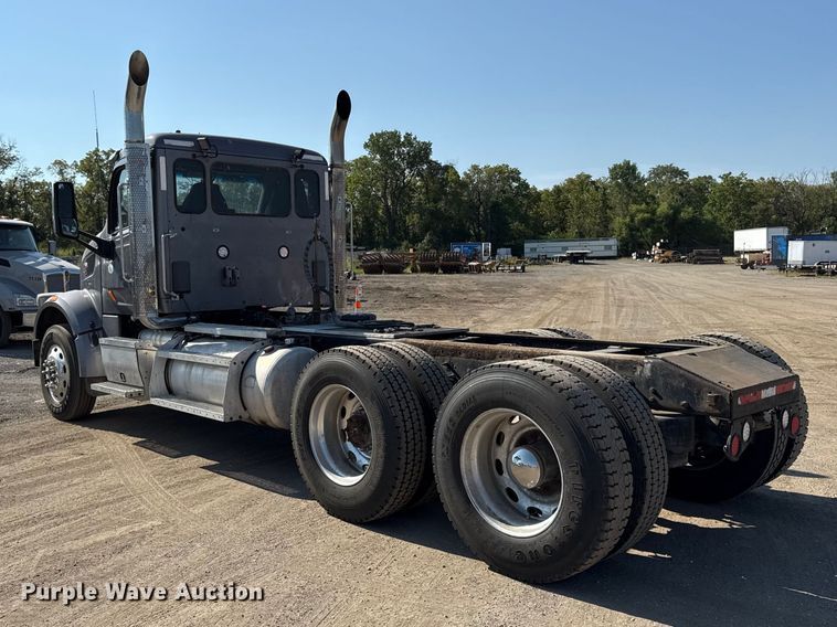 image for item EV6116 2018 Peterbilt 567 truck cab and chassis