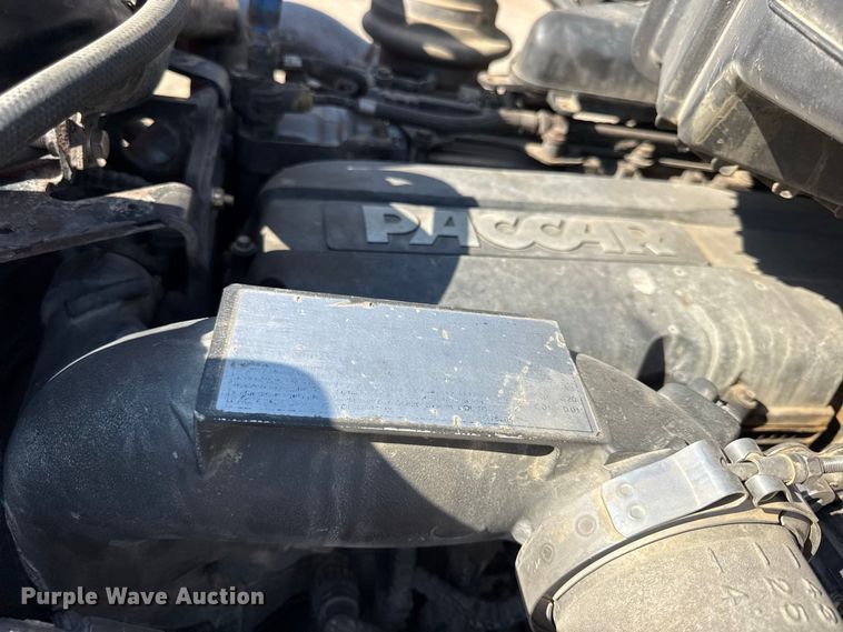 image for item EV6116 2018 Peterbilt 567 truck cab and chassis