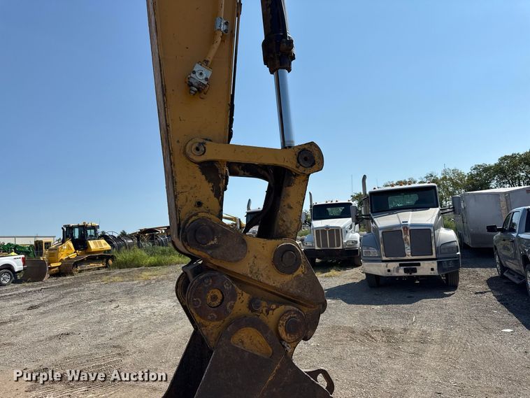 image for item EV6117 2020 Caterpillar 336 excavator
