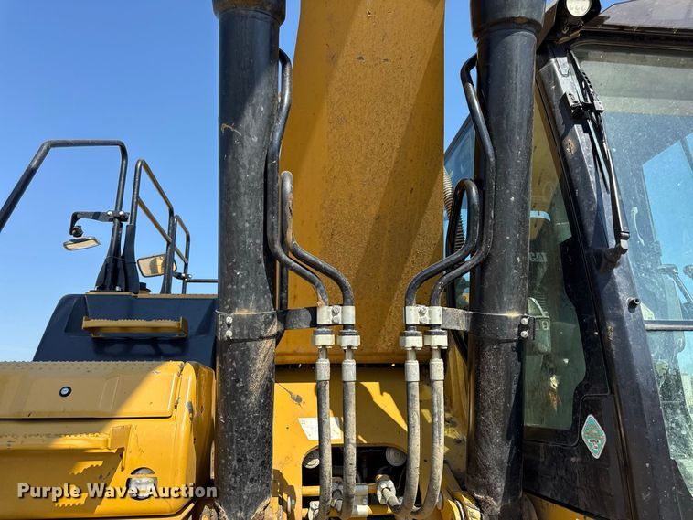 image for item EV6117 2020 Caterpillar 336 excavator