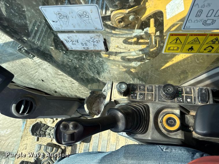 image for item EV6117 2020 Caterpillar 336 excavator